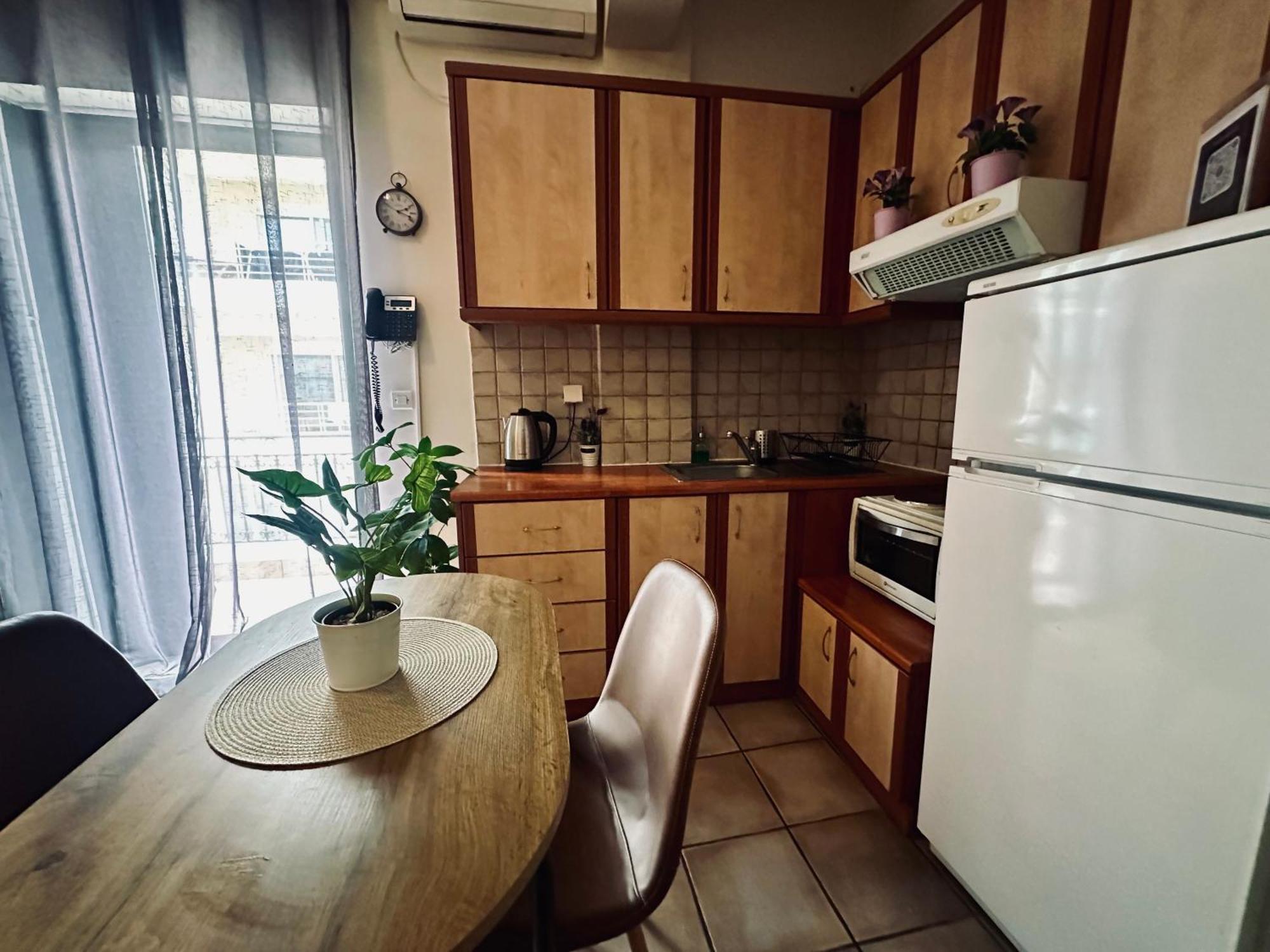 Cozy Apartments Mc Queen أثينا المظهر الخارجي الصورة